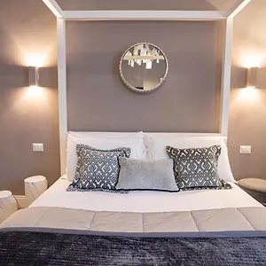 Cardilli Luxury Couette-café