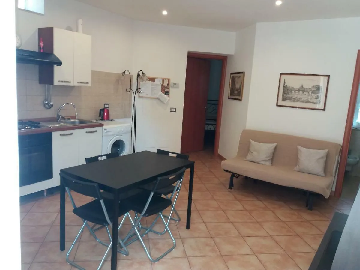 B&B Glicini Roma 2*,