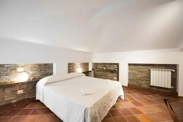 לינה וארוחת בוקר רומא B&B Glicini