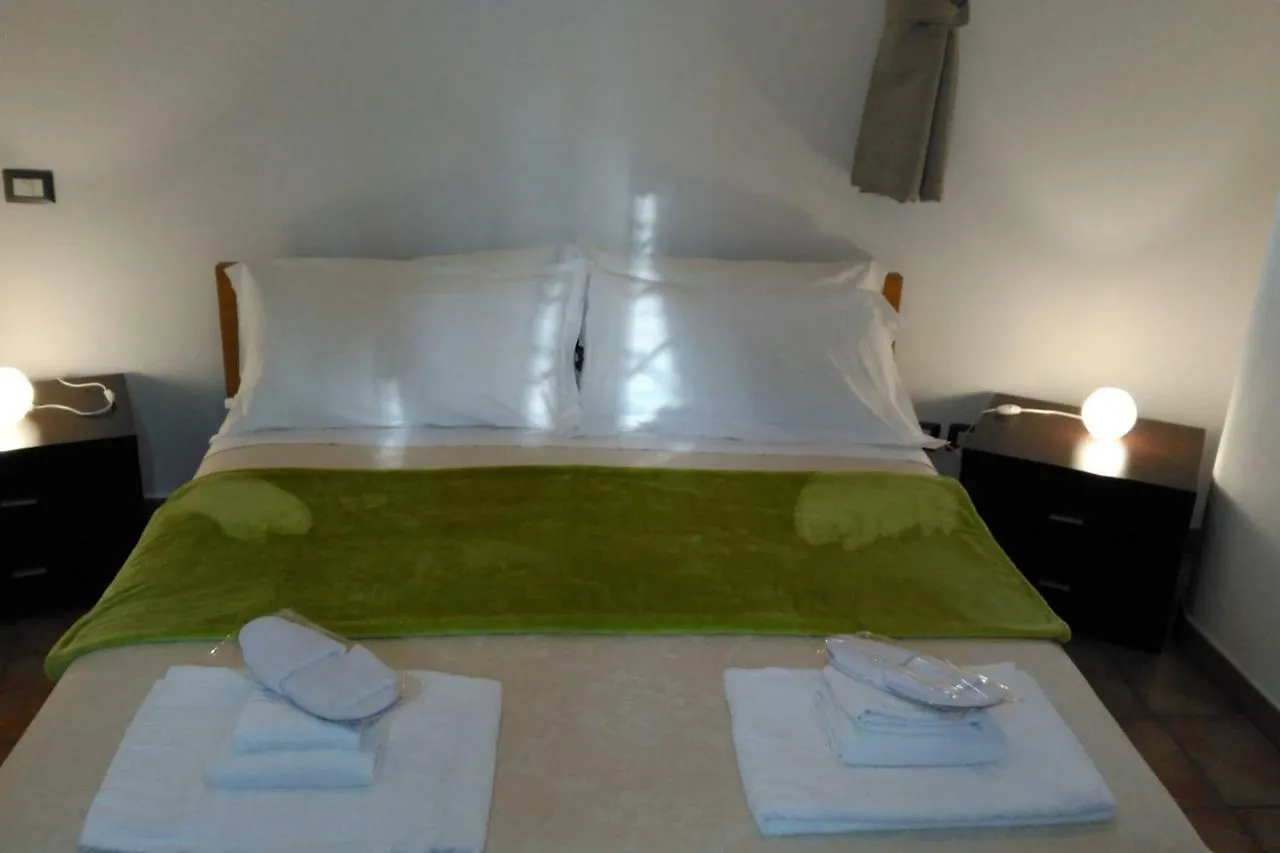 לינה וארוחת בוקר רומא B&B Glicini